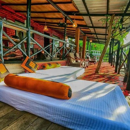 Hilltop Wood Lodge Procida Dış mekan fotoğraf